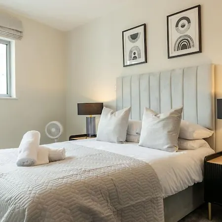 Elegant City Centre Apartment 2 Bedroom With Free Parking Cardiff Exterior photo